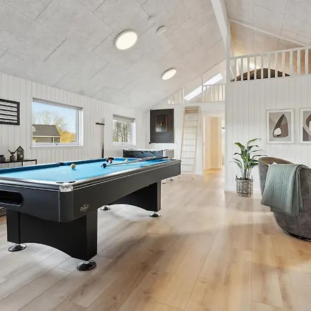 Hébergement de vacances Awesome In Sydals With Sauna