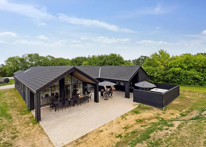 Awesome In Sydals With Sauna Feriehus Sarup